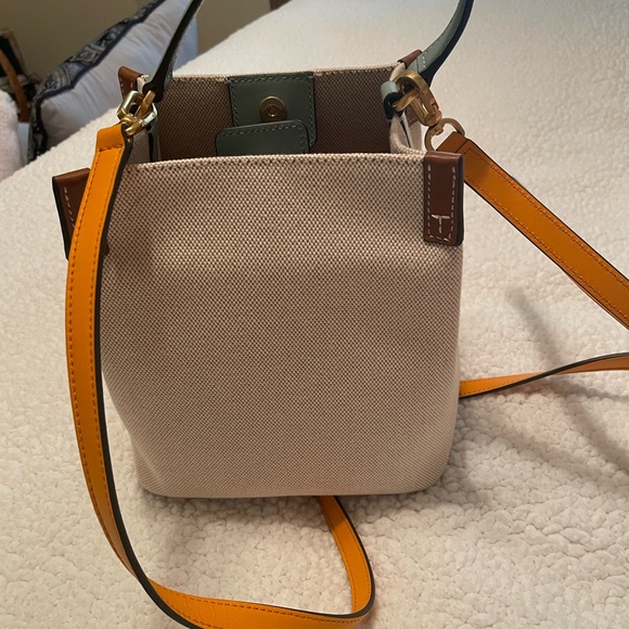 Tory Burch - Picture 4 of 4